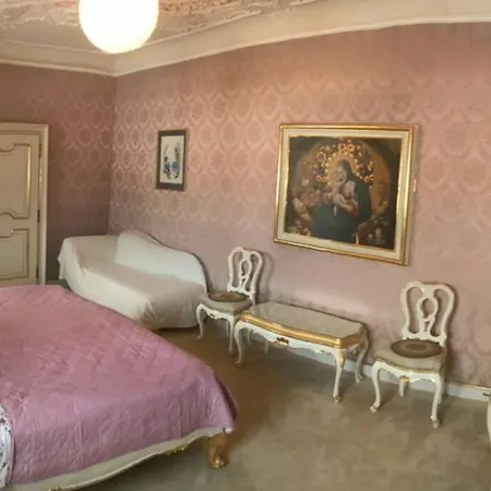 In Einer Durch Jahrhunderte Apartmán